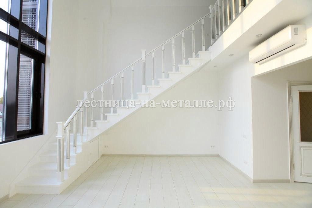 монокосоур из профиля