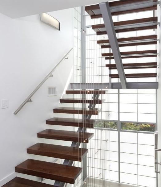 лестница на монокосоуре