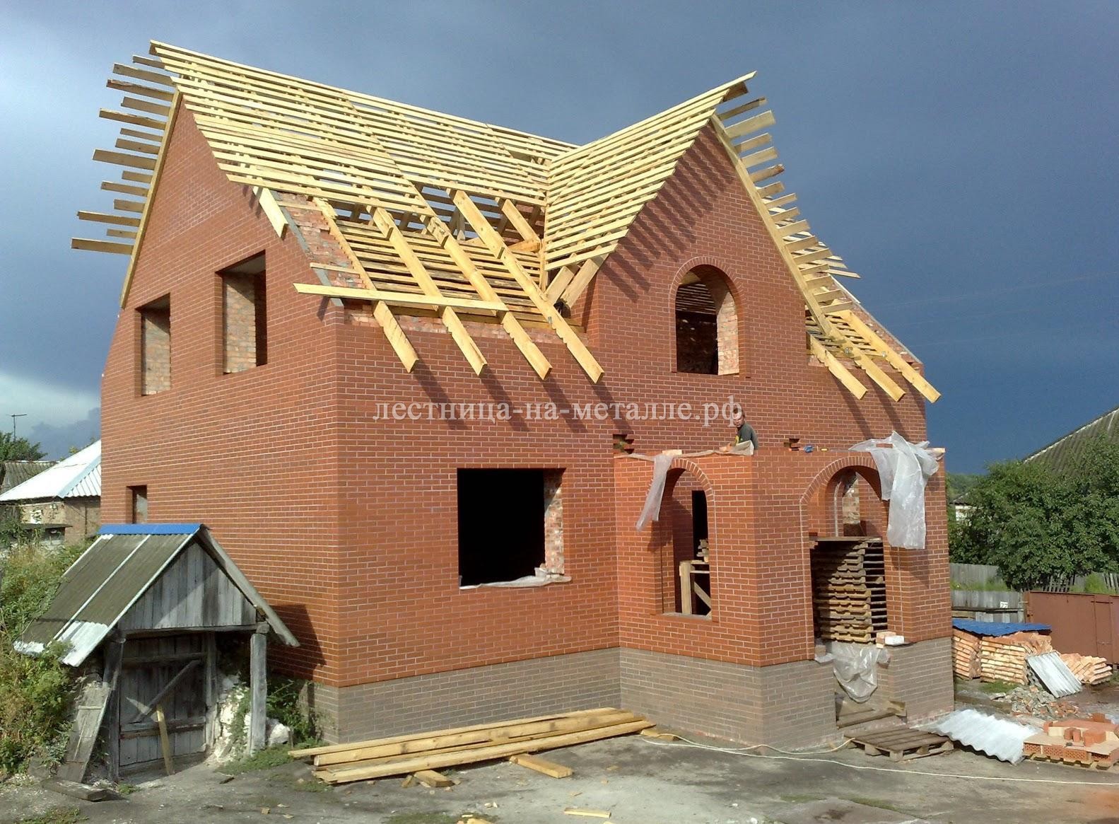 дом из кирпича