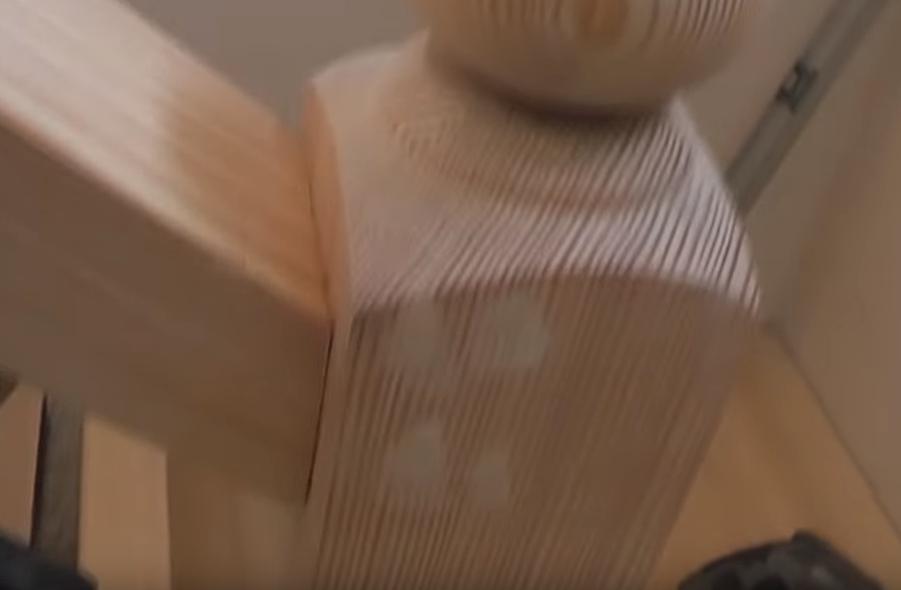 устанавливаем поручень