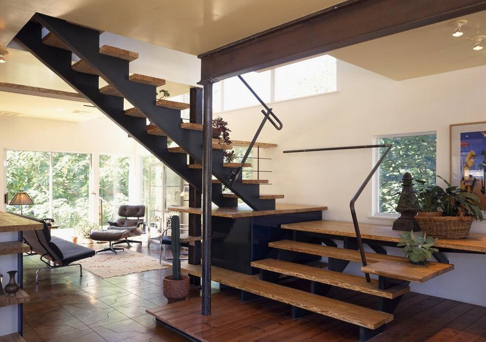 открытый каркас из листа металла