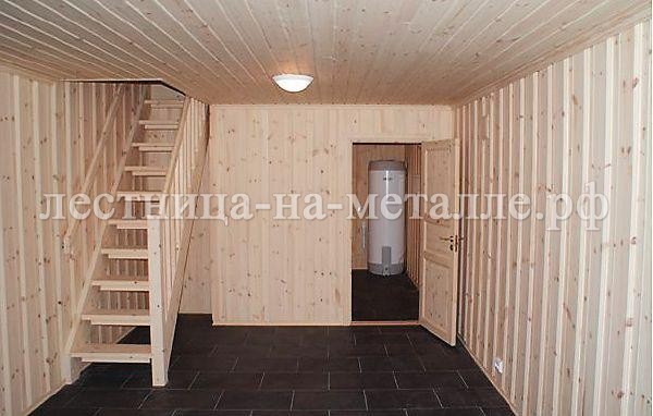 лестница в подвал из дерева