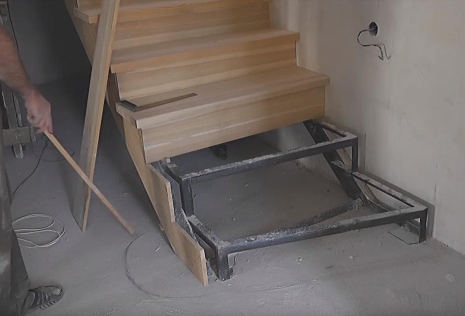 профиль пригласительной ступени на полу