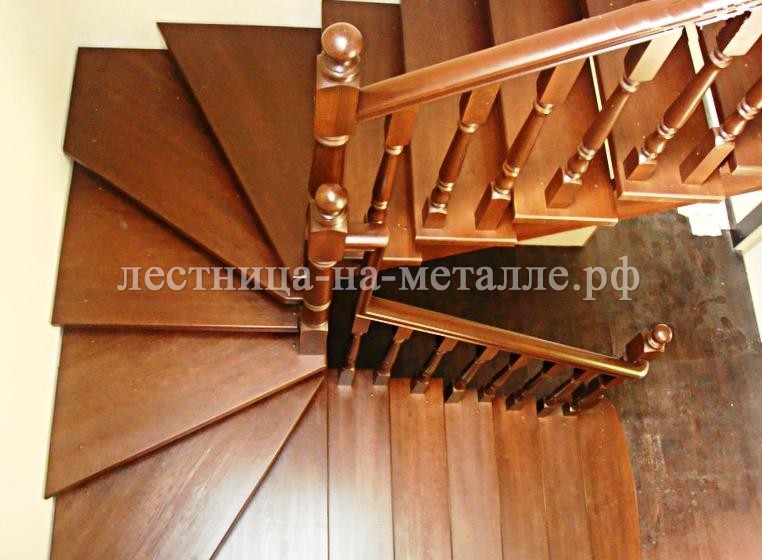 классическая лестница